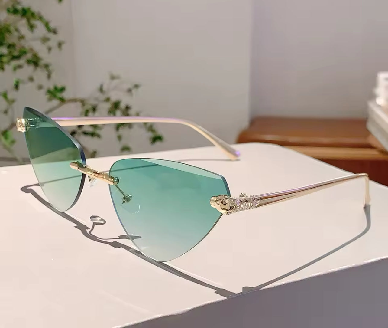 Retro Metal Rimless Triangle Sunglasses Weekend Shade Sunglasses