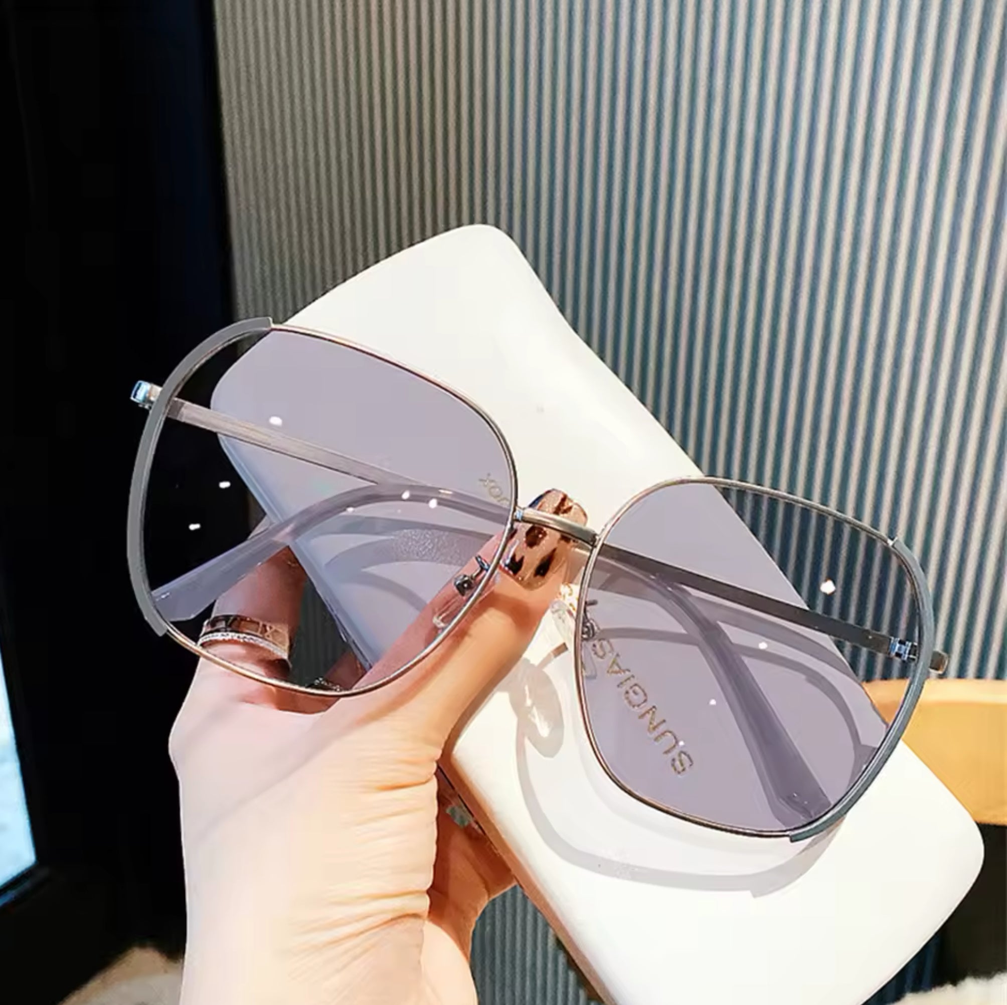 Women Polarize Oversize Frame Gradient Lens Weekend Shade Sunglasses