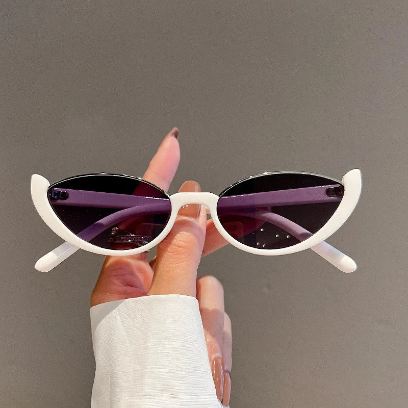 "Cookie Cutter" Rimless Fashion Sunglasses Weekend Shade Sunglasses