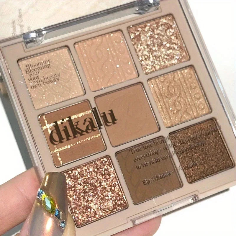 GLOSS 9-Color Eyeshadow Palette Weeknd Shop Online