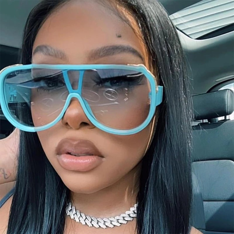 GiGi Oversize Plastic Sunglasses Weekend Shade Sunglasses