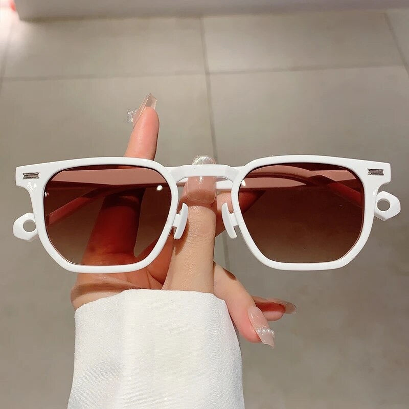 “Cool & Vintage” Retro Round Frame Sunglasses Weekend Shade Sunglasses