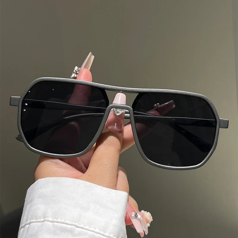 Fashion Vintage Sunglasses – UV400 Gradient & Mirror Lens Eyewear