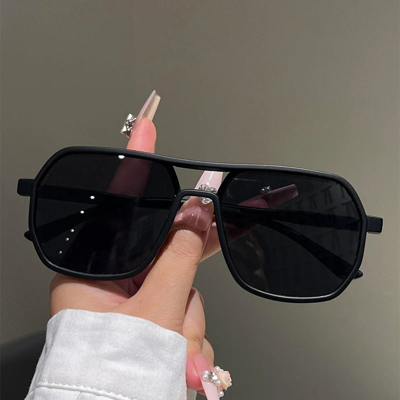 Fashion Vintage Sunglasses – UV400 Gradient & Mirror Lens Eyewear