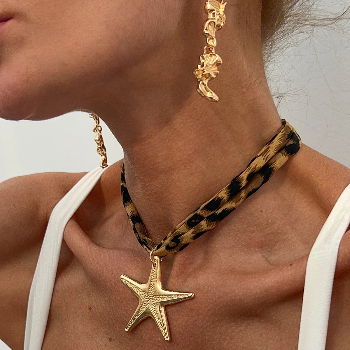 Leopard Ribbon Starfish Pendant Necklace