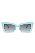 Retro Cateye Plastic Frame Sunglasses - Weekend Shade Sunglasses
